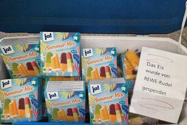 Eisspende für die Bamberger Kindertafel